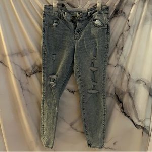 Women’s Maurice’s jeans